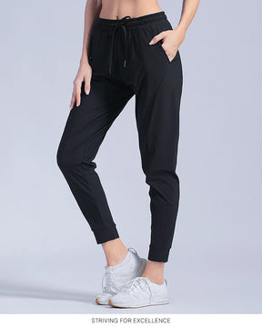 Calça Feminina Jogger com Bolsos