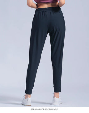 Calça Feminina Jogger com Bolsos